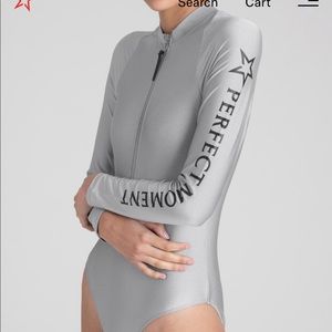 Perfect Moment PM 1/2 Zip Spring Suit Silver Small